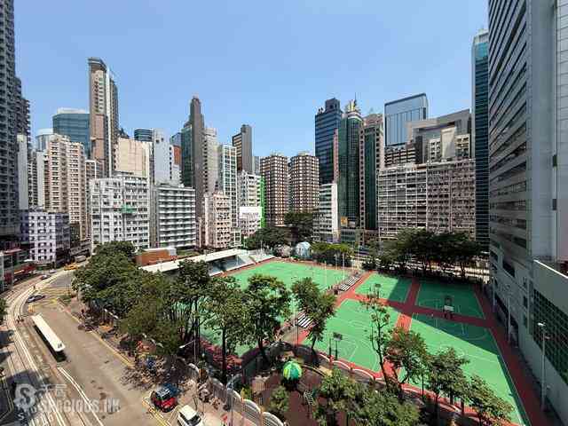 Wan Chai - Chiu Hin Mansion 06