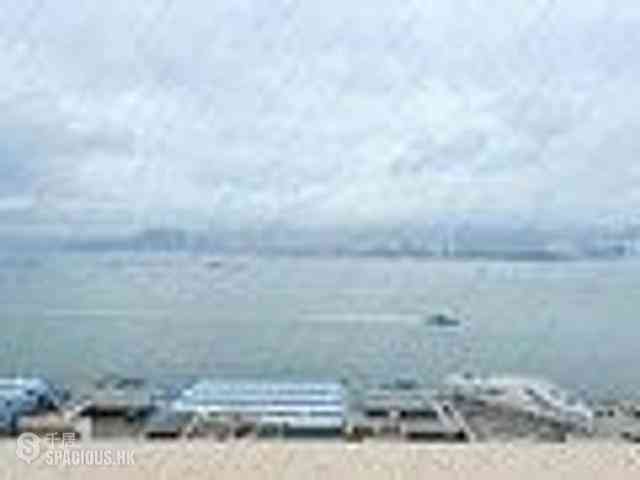 Sai Ying Pun - Des Voeux W Residence 01