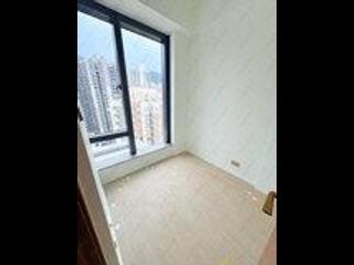 Sai Ying Pun - Des Voeux W Residence 03