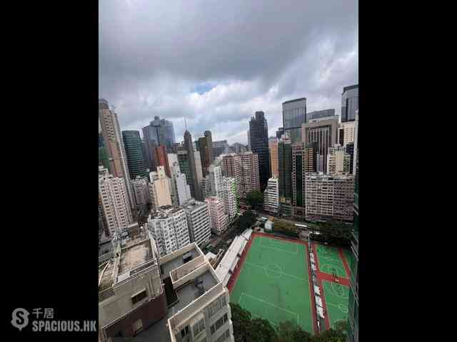 Wan Chai - The Avenue Phase 2 Block 1 09