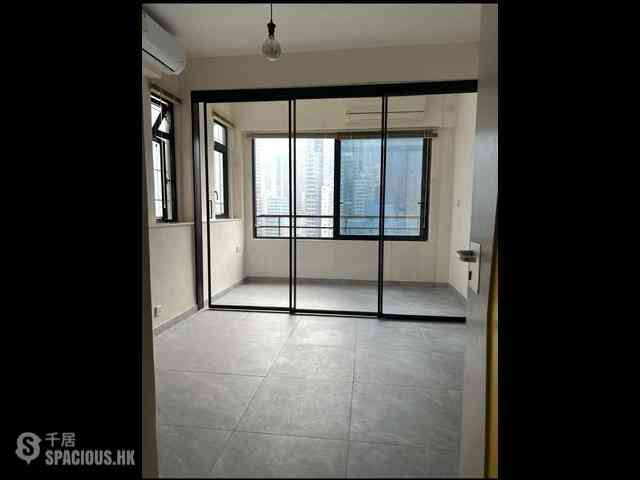 Sai Ying Pun - Cheung Ling Mansion 02