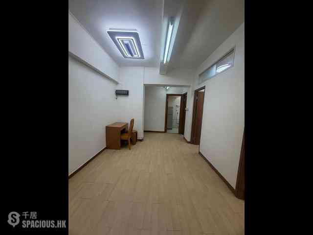 Sai Ying Pun - Chung Ah Building 05
