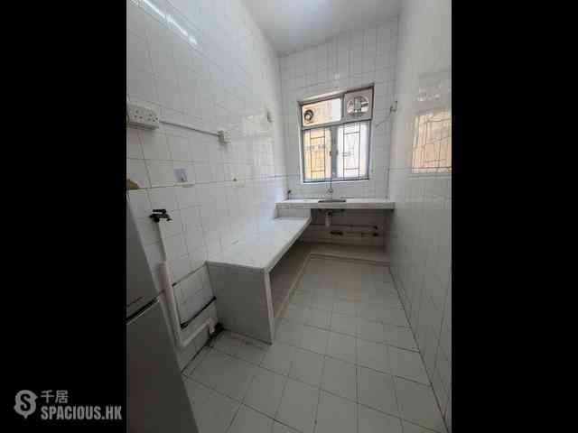 Sai Ying Pun - Chung Ah Building 07