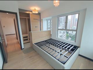 Sai Ying Pun - Centre Place 04