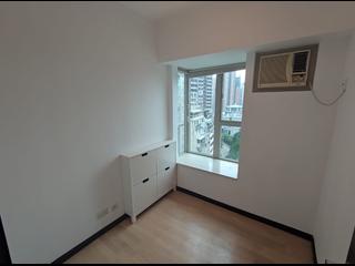 Sai Ying Pun - Centre Place 06