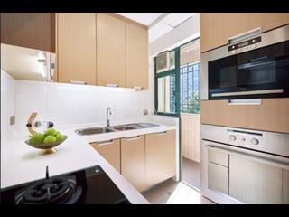 Mid Levels Central - Hillsborough Court 07