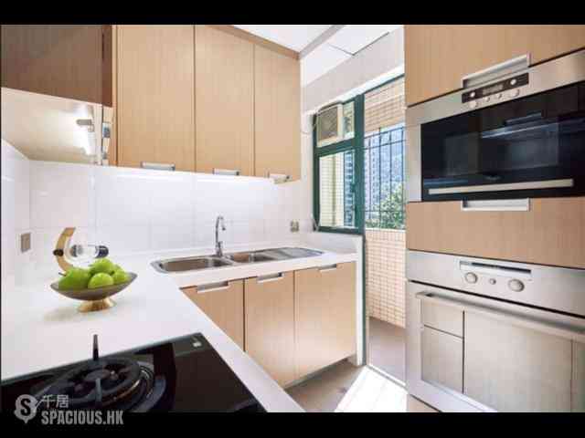 Mid Levels Central - Hillsborough Court 07