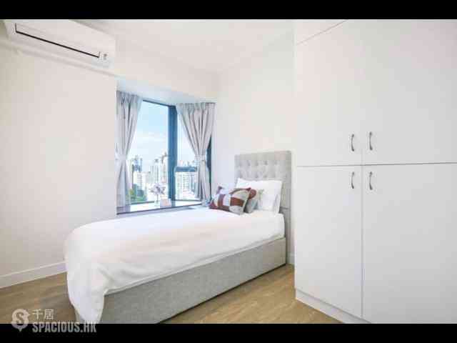 Mid Levels Central - Hillsborough Court 05