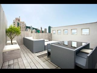 Shek Tong Tsui - Yick Fung Garden Block A 02