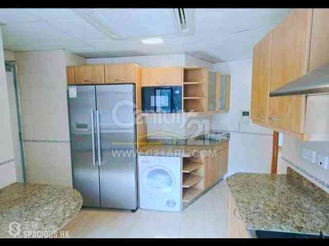 Mid Levels Central - Fairlane Tower 05
