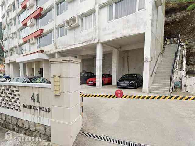 The Peak - Barker Villa 11