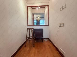 Mid Levels Central - Pak Fai Mansion 13