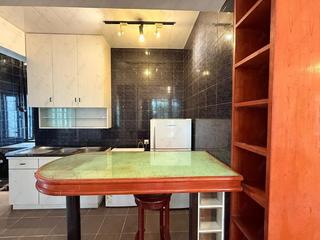 Mid Levels Central - Pak Fai Mansion 15