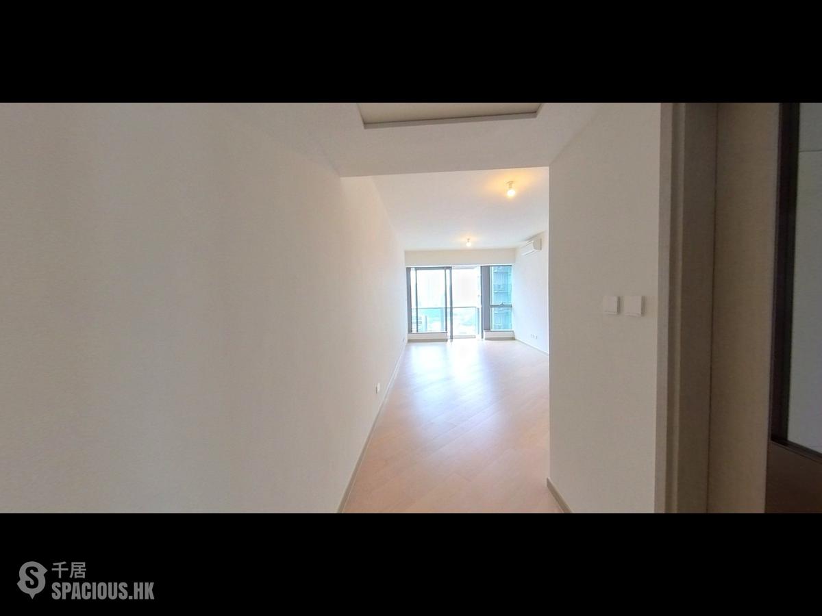 Wong Chuk Hang - The Southside Phase 1 Southland Tower 1B 01