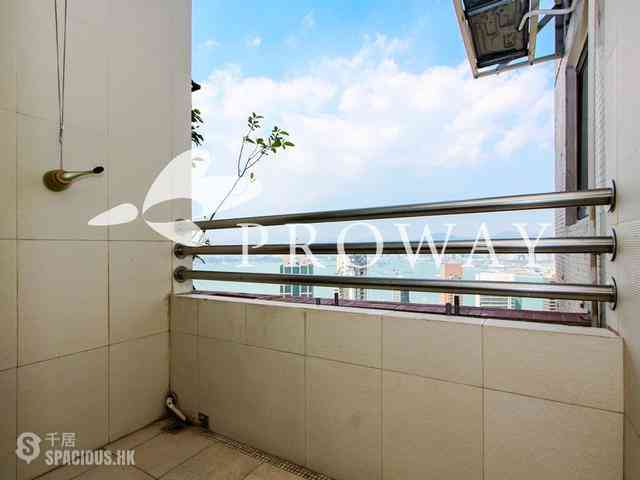 Mid Levels West - Euston Court 02