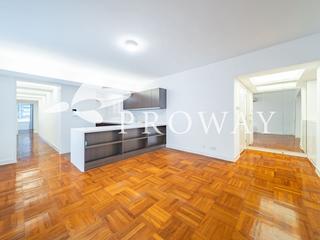 Mid Levels Central - Kam Yuen Mansion 03