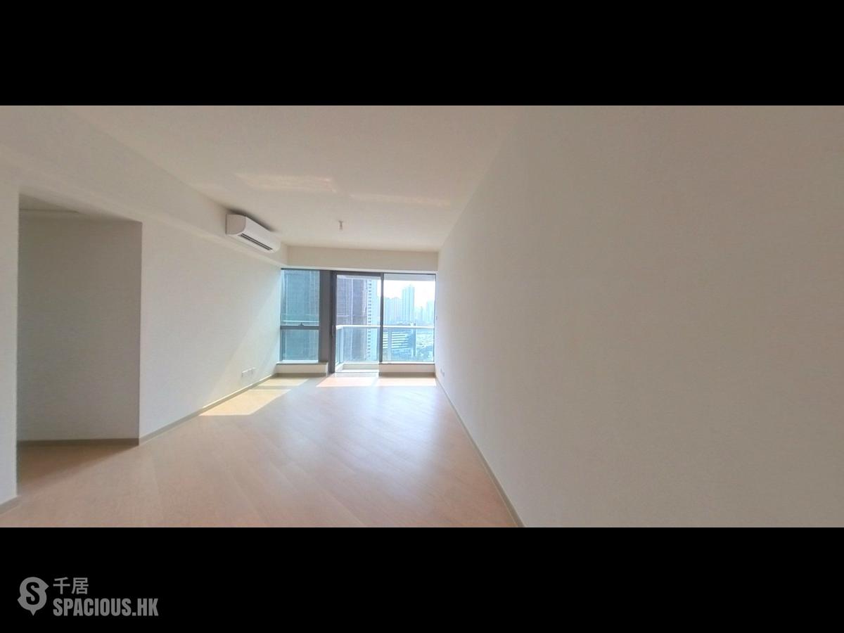 Wong Chuk Hang - The Southside Phase 1 Southland Tower 1A 01