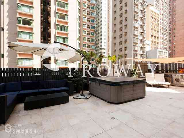 Mid Levels Central - Robinson Crest 01