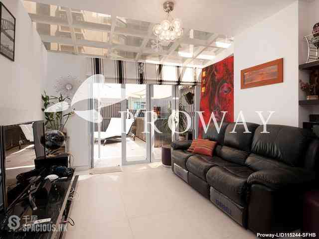 Mid Levels Central - Robinson Crest 07