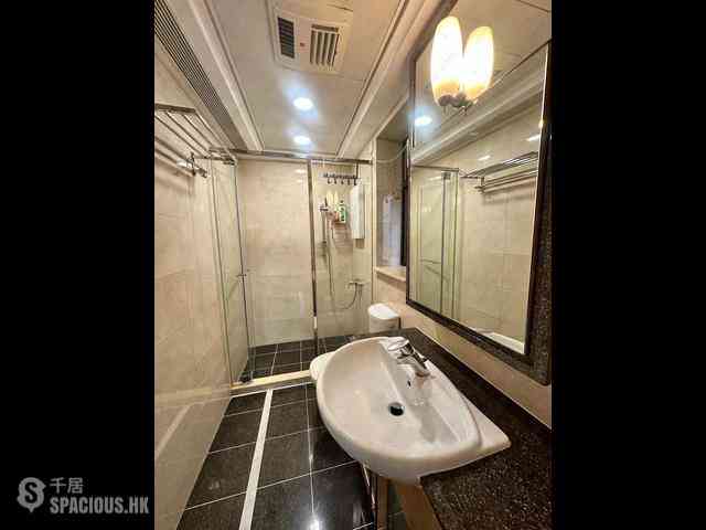 Shek Tong Tsui - The Belcher's Phase 1 Block 1 18