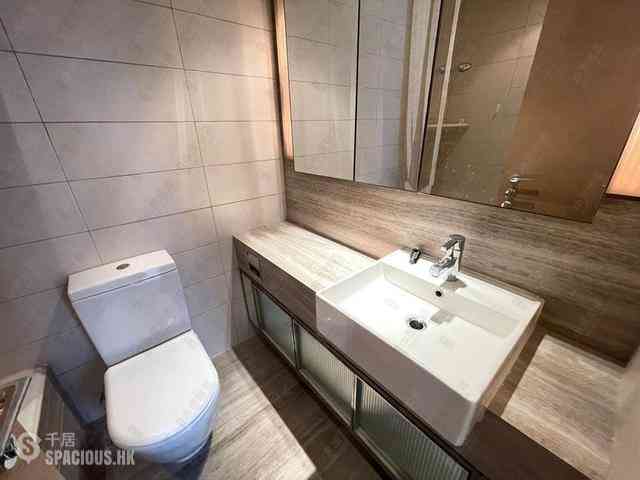 Sai Ying Pun - Island Crest Block 1 16