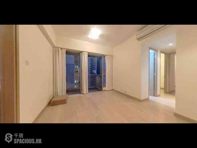 Sai Ying Pun - Island Crest Block 2 01