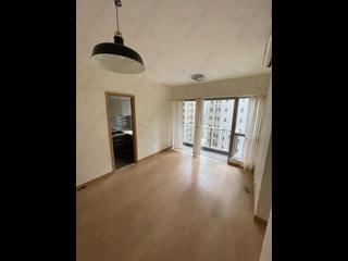 Sai Ying Pun - Island Crest Block 2 02