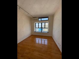 Mid Levels Central - Scenecliff Block 2 02
