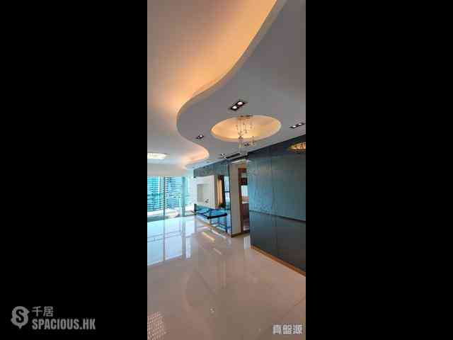 Tsim Sha Tsui - The Victoria Towers 01