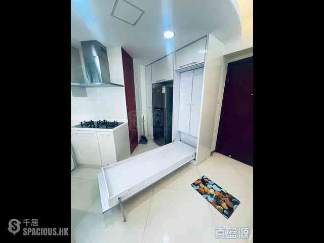Tsim Sha Tsui - The Victoria Towers 13