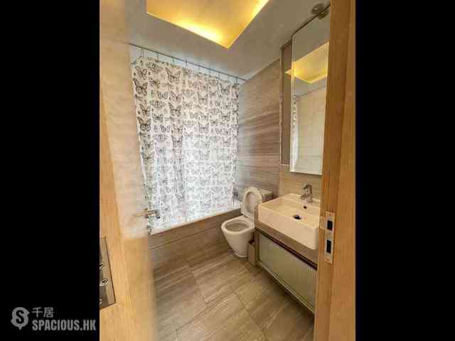 Sai Ying Pun - Island Crest Block 1 13