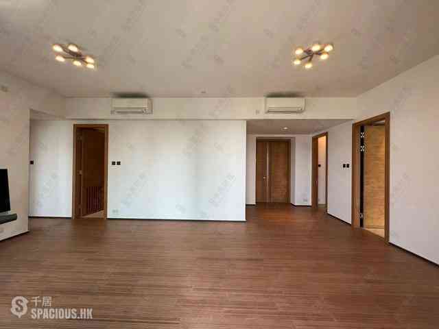 Mid Levels Central - Arezzo 02