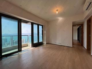Mid Levels Central - Arezzo 21