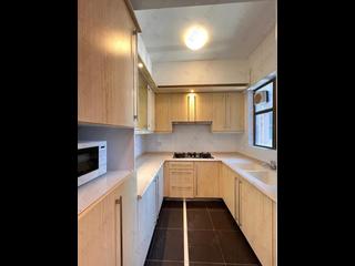 Shek Tong Tsui - The Belcher's Phase 1 Block 1 05