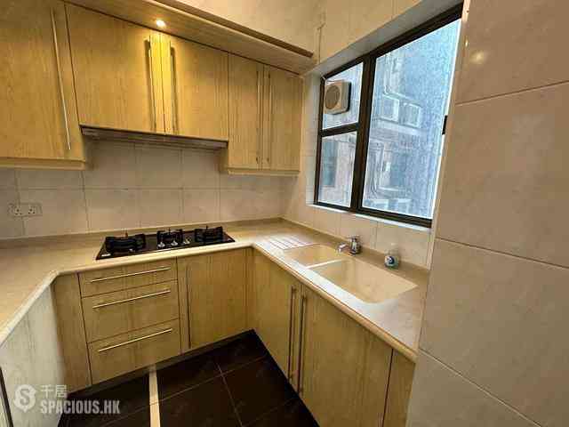 Shek Tong Tsui - The Belcher's Phase 1 Block 1 09