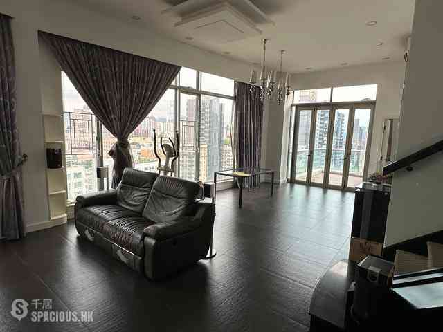 Kowloon City - University Court 02