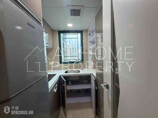 Kennedy Town - University Heights 09