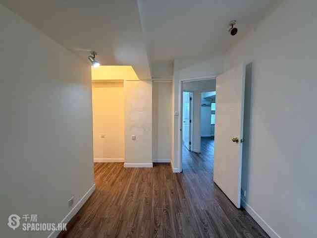 Mid Levels Central - Birchwood Place 03