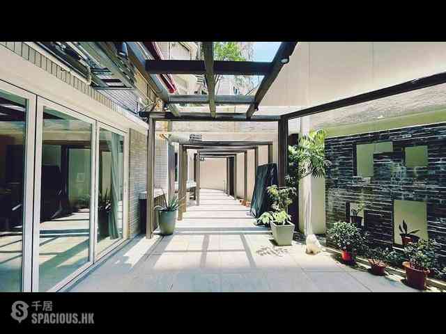 Mid Levels West - Babington House 01