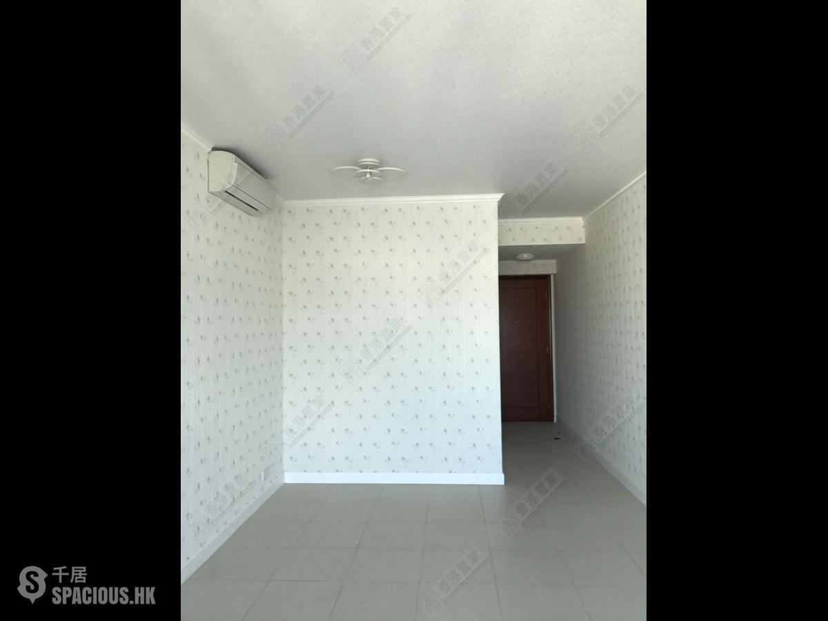 West Kowloon - Sorrento Phase 1 Block 3 01