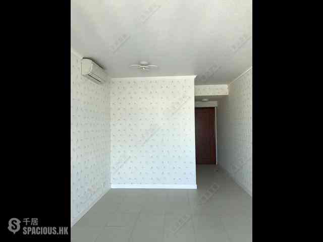 West Kowloon - Sorrento Phase 1 Block 3 01