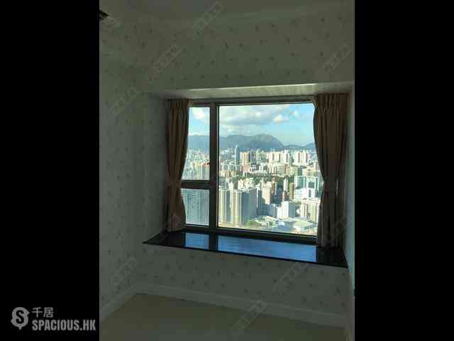 West Kowloon - Sorrento Phase 1 Block 3 09