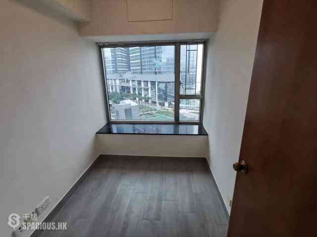 West Kowloon - Sorrento 08