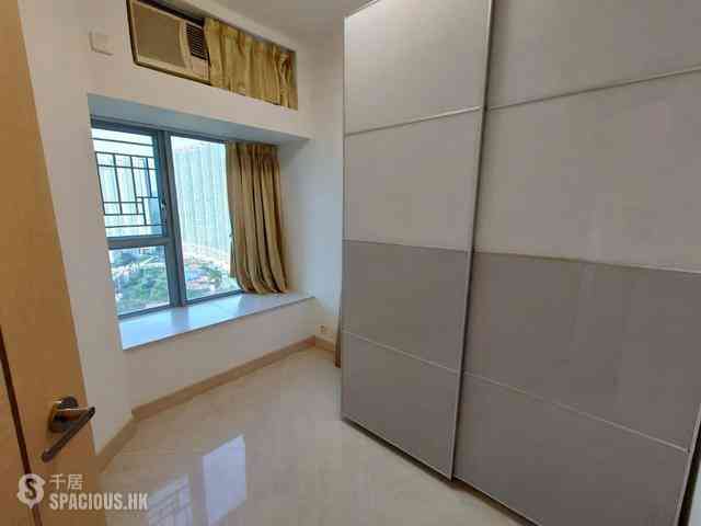 Tung Chung - Coastal Skyline 04