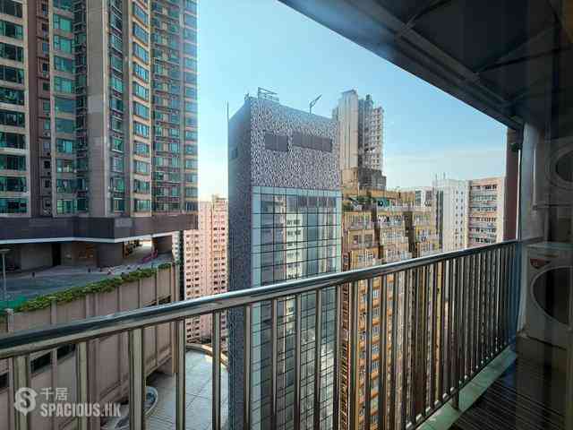 Shek Tong Tsui - Fu Ga Building 04