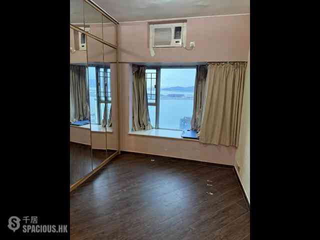 Tung Chung - Coastal Skyline 02