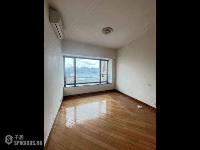 West Kowloon - Sorrento Phase 1 03