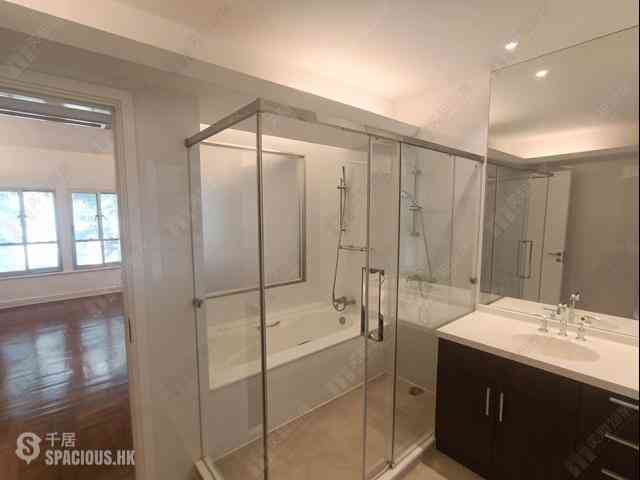 Mid Levels Central - Kam Yuen Mansion 12