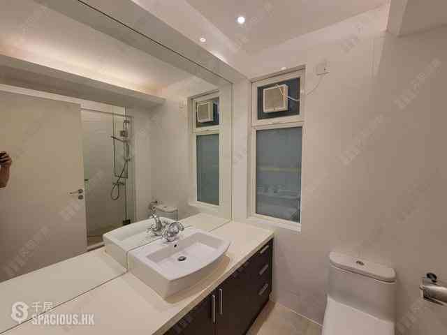 Mid Levels Central - Kam Yuen Mansion 14