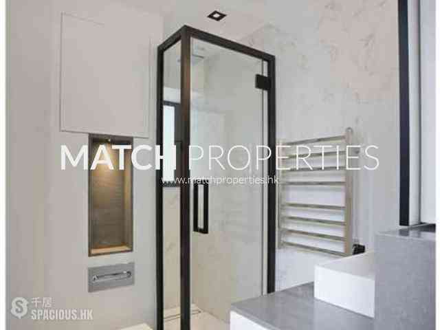 Sheung Wan - 379, Queen's Road Central 13